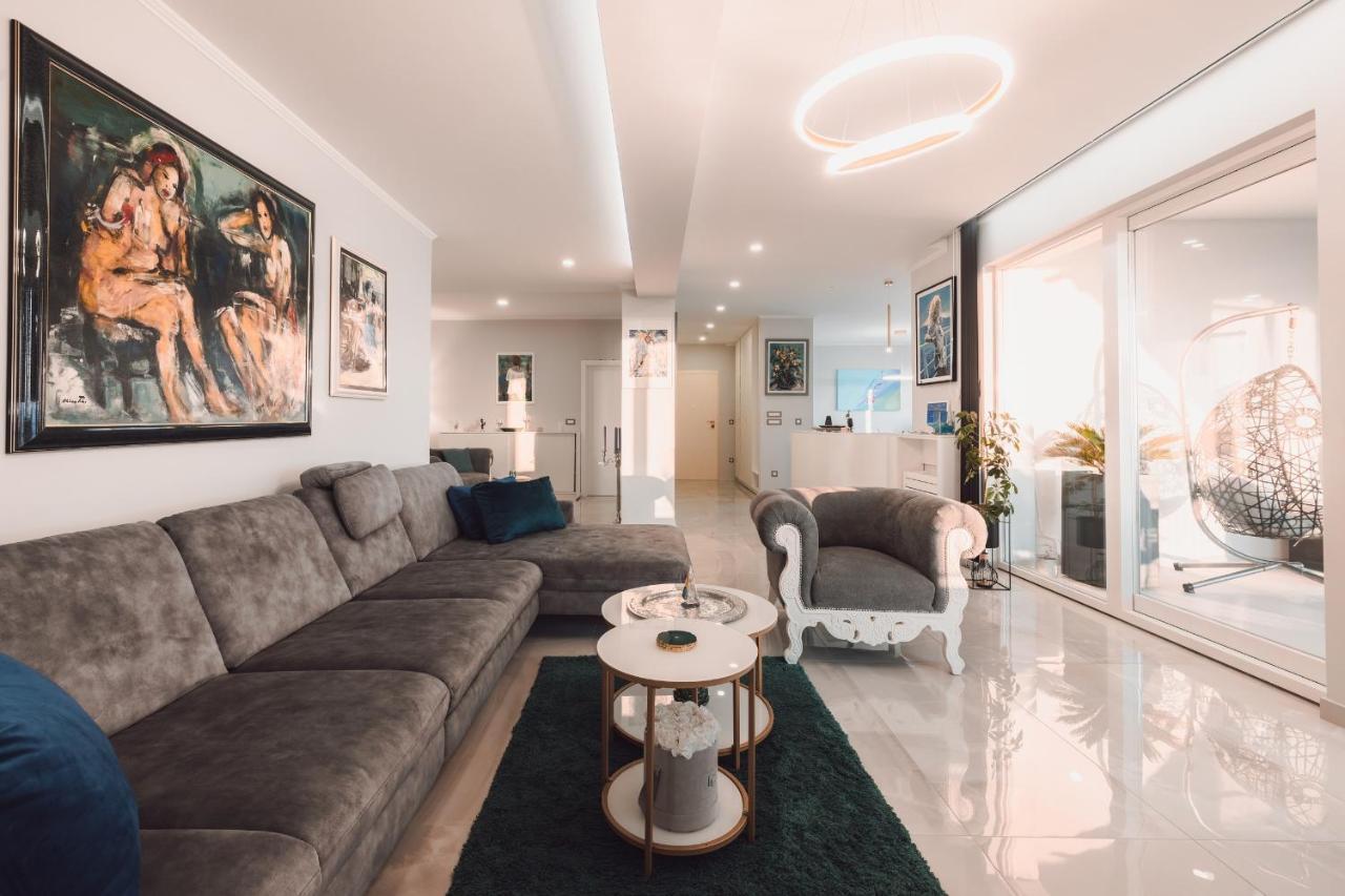 Leilighet New -150m2 Penthouse With Shared Pool - Smaragd *