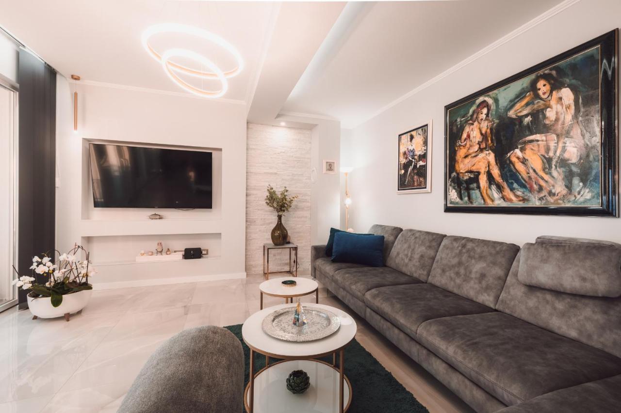 New -150m2 Penthouse With Shared Pool - Smaragd